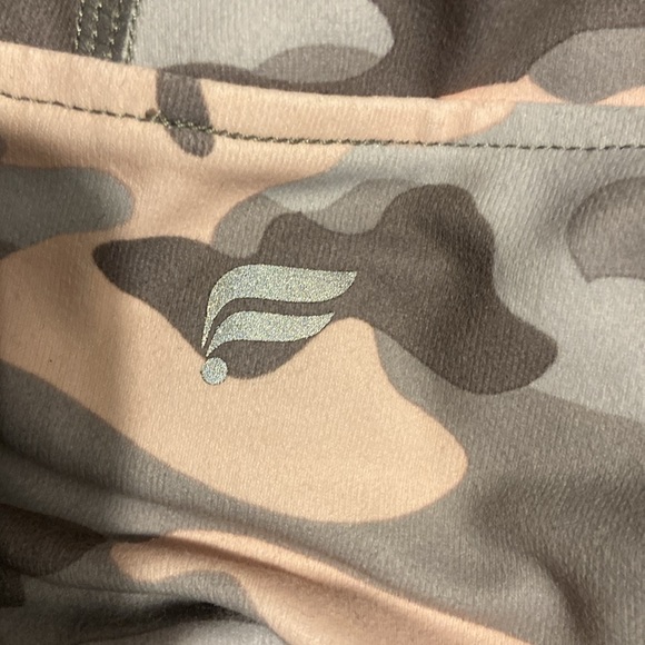Fabletics Powerhold leggings Sz L - Picture 3 of 5